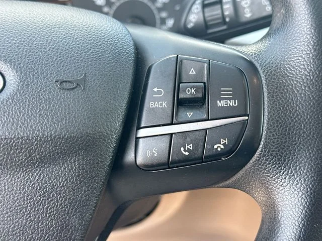 Used 2022 Silver Ford SE image 41