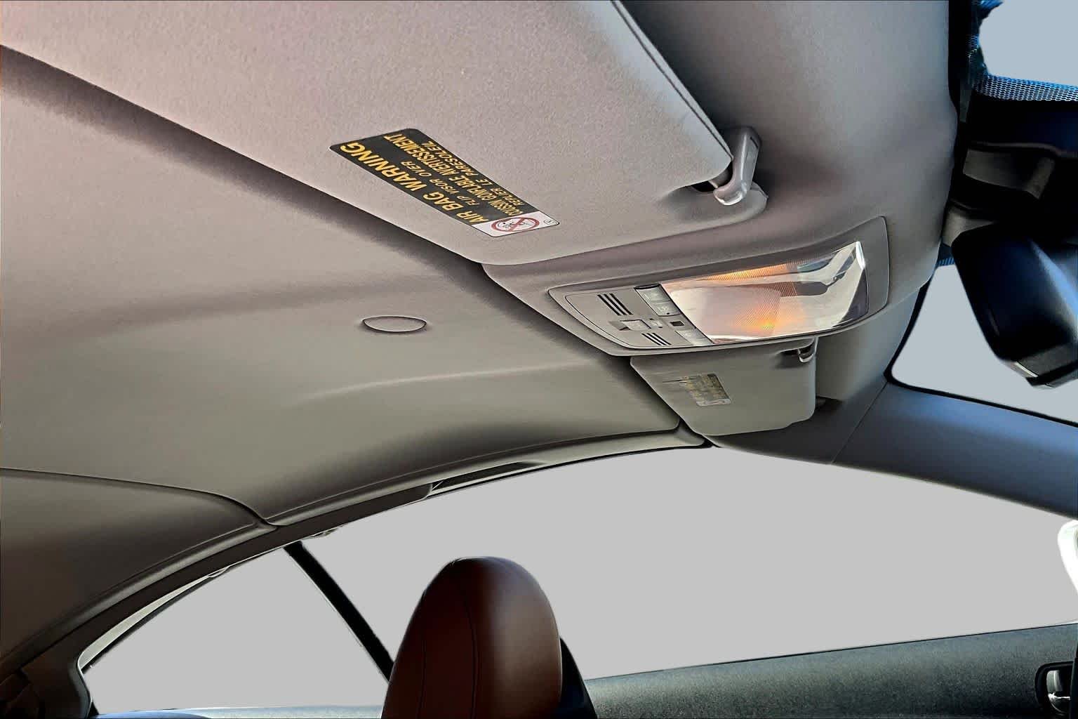 Used 2015 Starfire Pearl Lexus  image 13