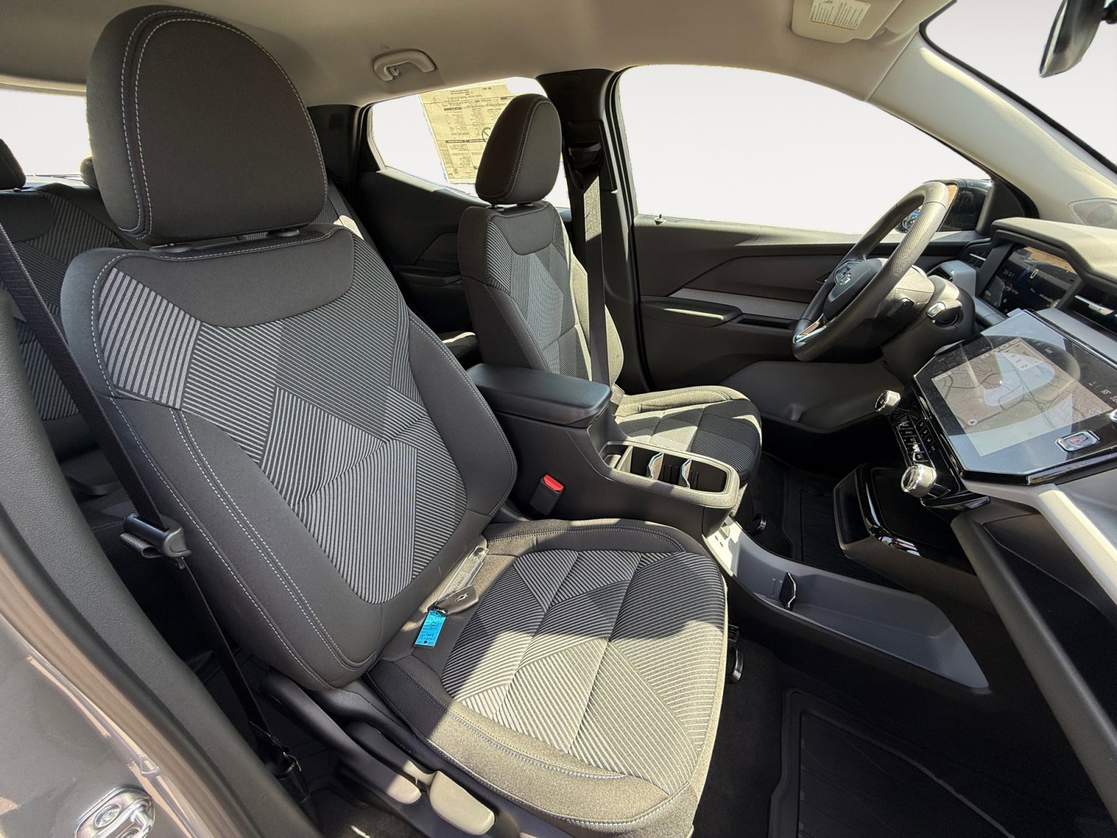 2027 Chevrolet Bolt LT - Photo 19