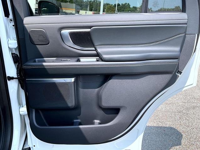 New 2027 Star White Metallic Tri-Coat Ford Platinum image 53