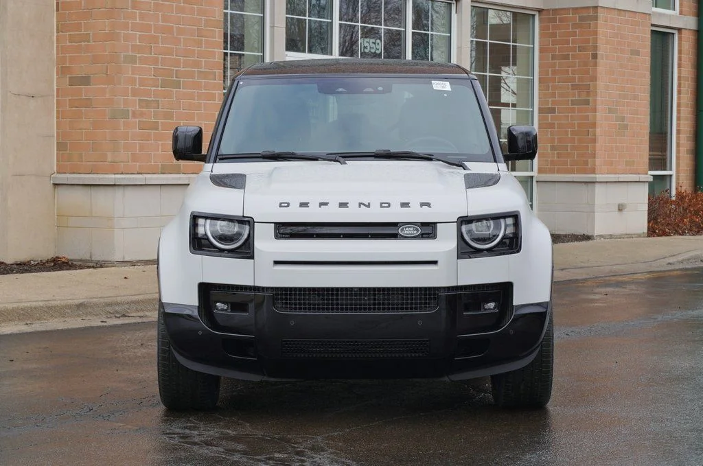 Certified Used 2026 Gray Land Rover X-Dynamic SE image 4