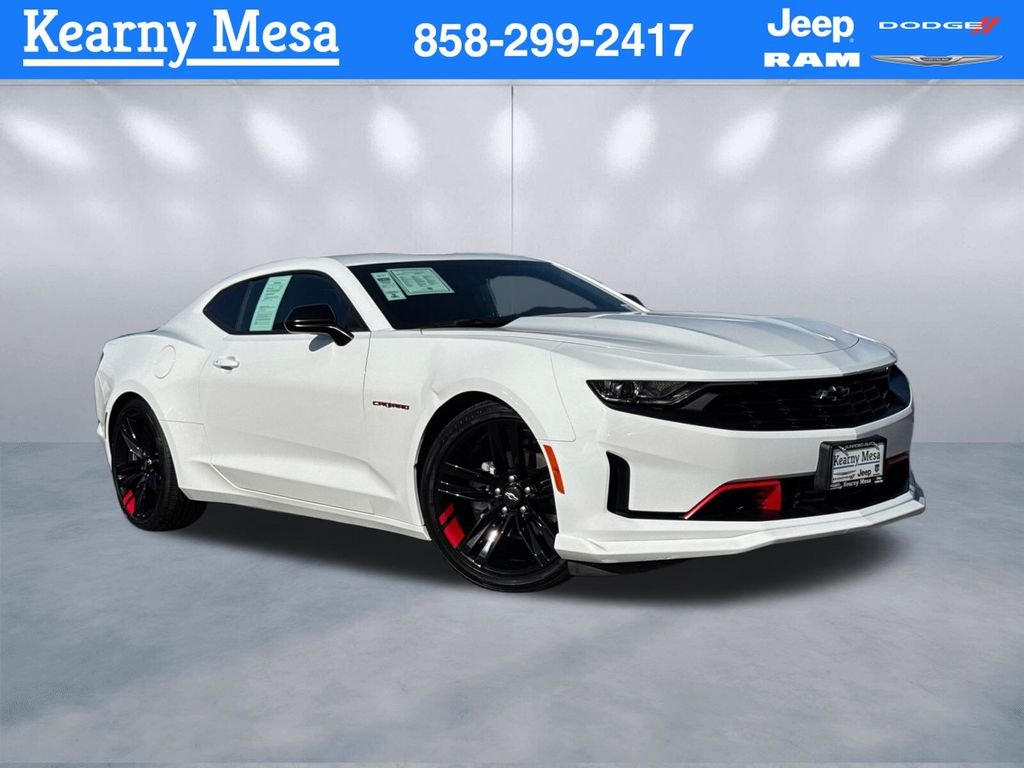 Used 2023 White Chevrolet 1LT image 1