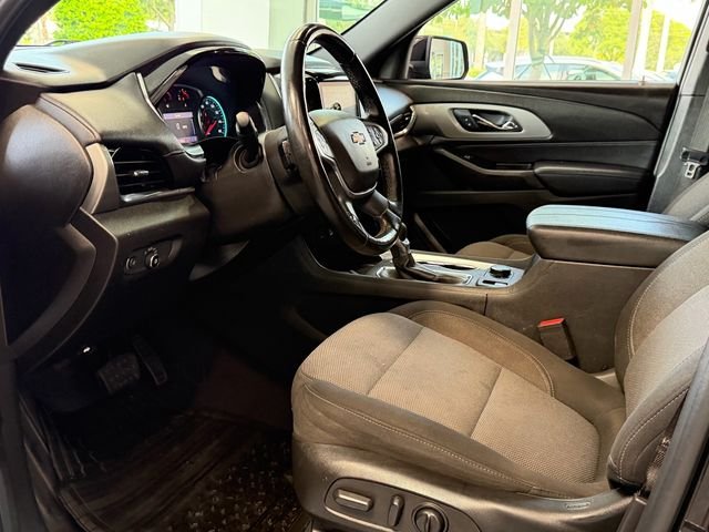 Used 2023 Black Chevrolet LT image 7