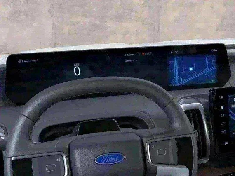 New 2025 Star White Ford Platinum image 98