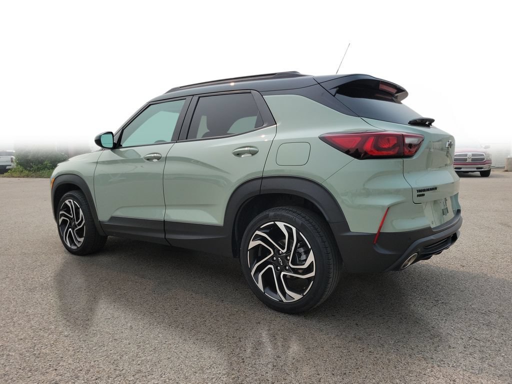 Used 2024 Cacti Green Chevrolet RS image 3