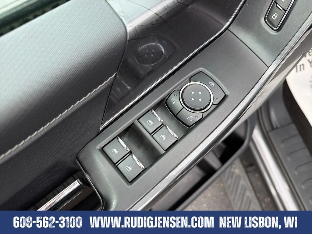 Used 2023 Gray Ford XLT image 11