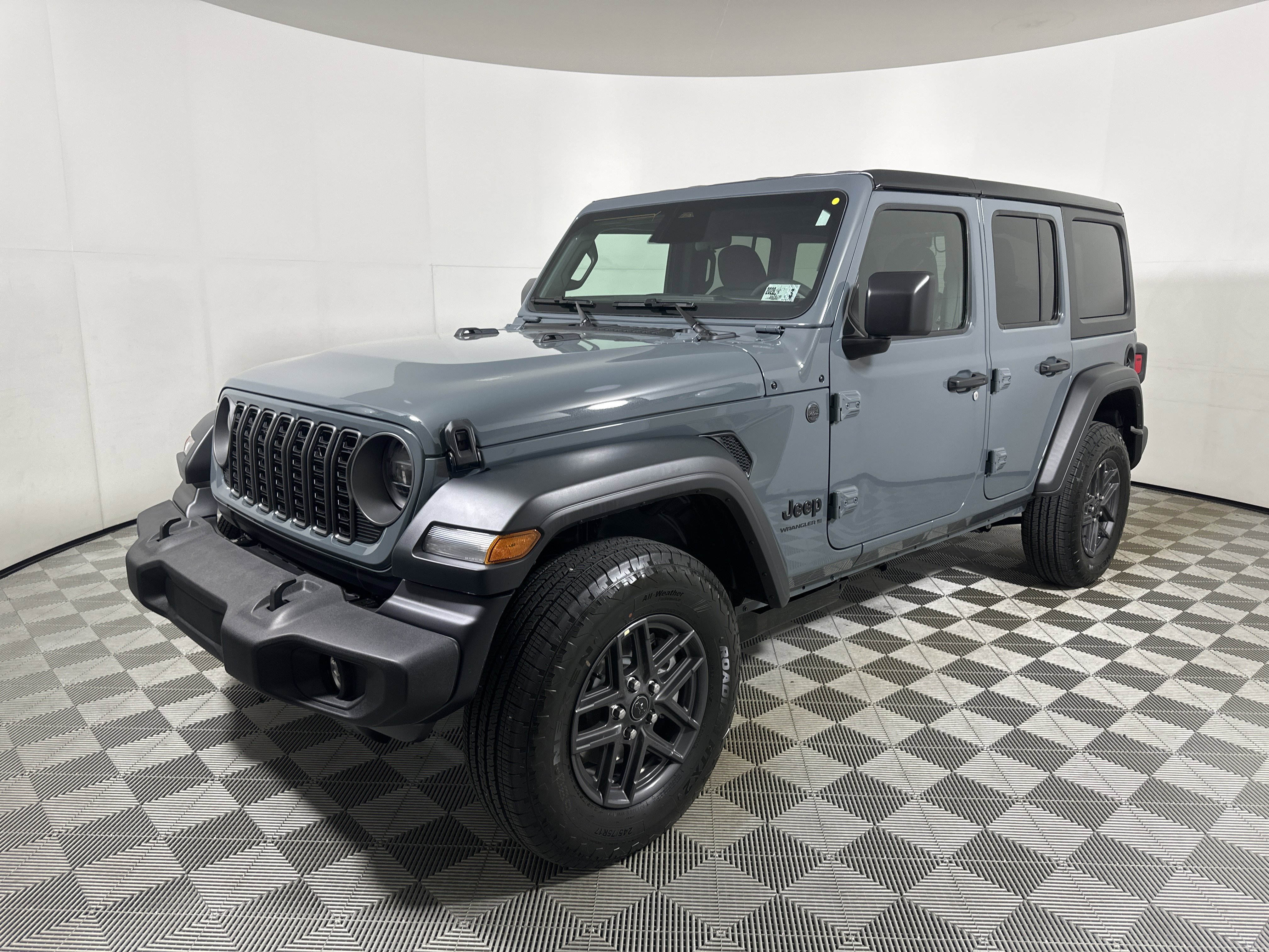 New 2026 Anvil Clearcoat Jeep Sport S image 3