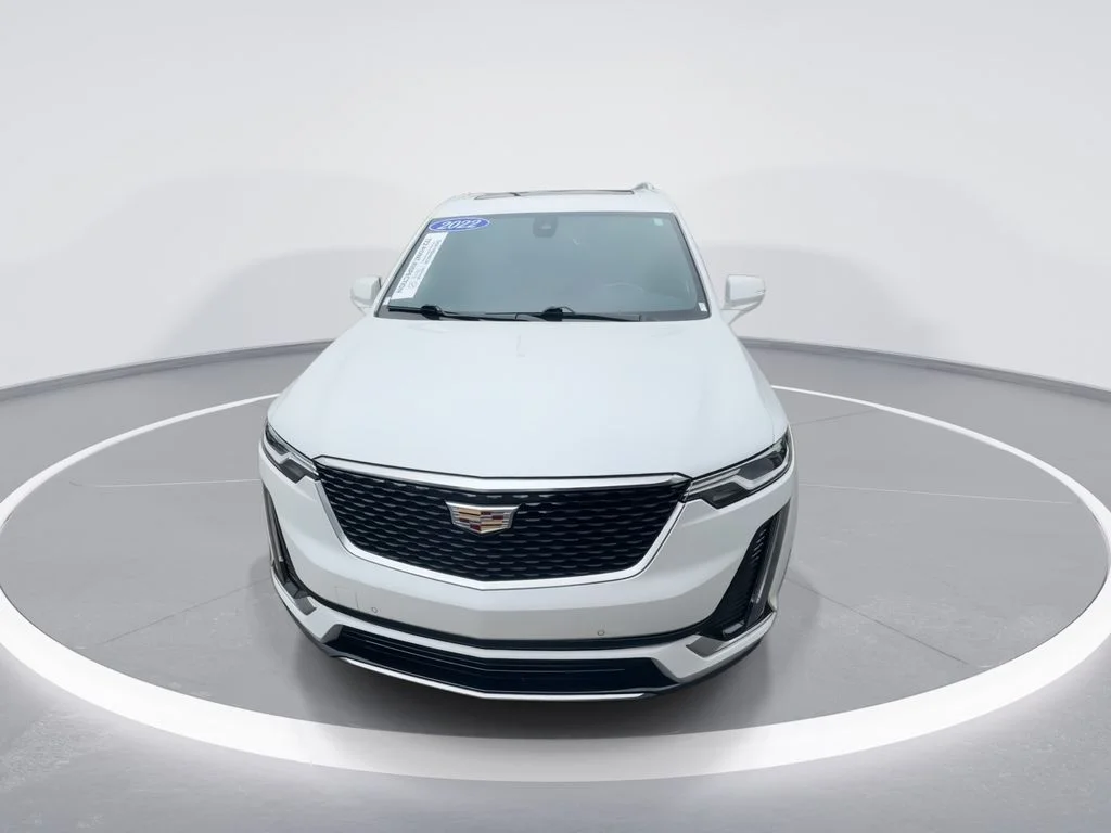 Used 2022 White Cadillac Premium Luxury image 3