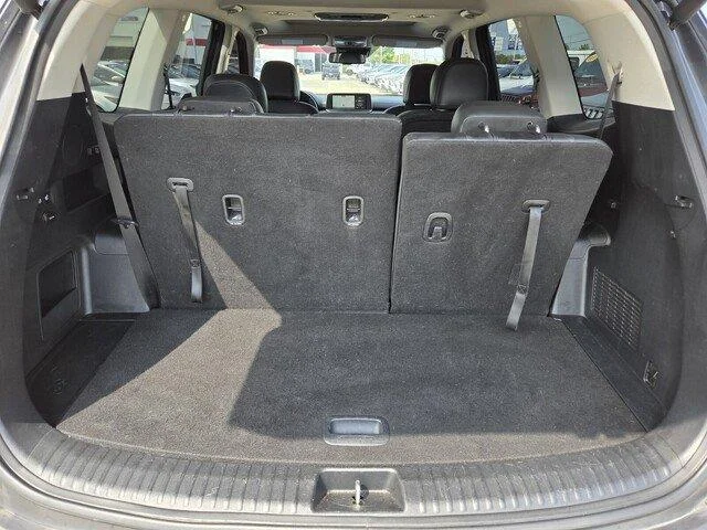 Used 2022 Gravity Grey Kia EX image 31