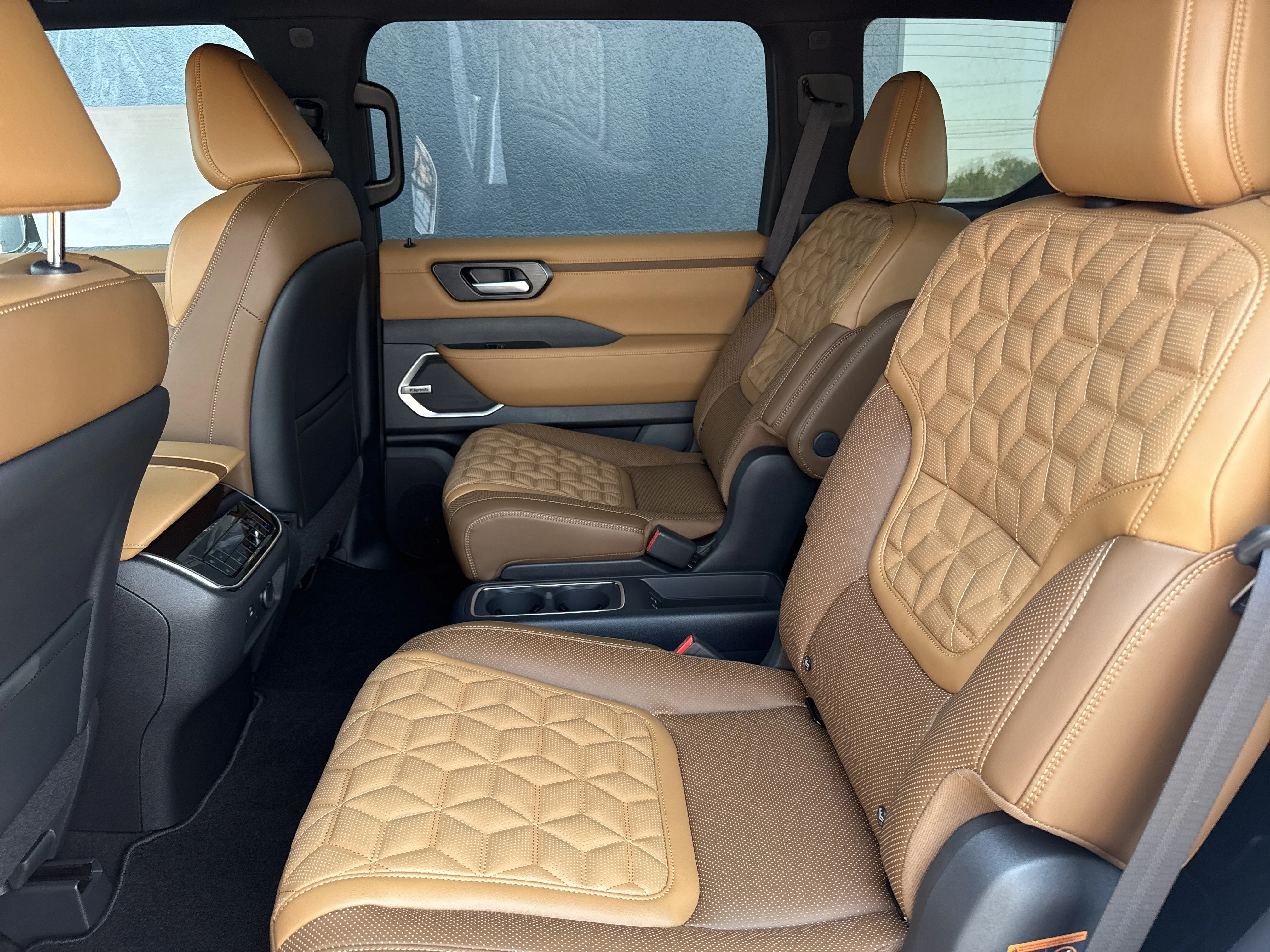 New 2026 Everest White Pearl Tricoat Nissan Platinum Reserve 4WD image 6