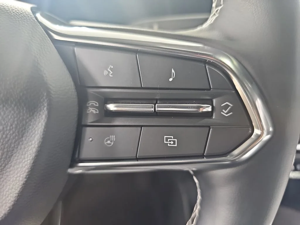 Used 2025 Mosaic Black Metallic Chevrolet High Country image 27