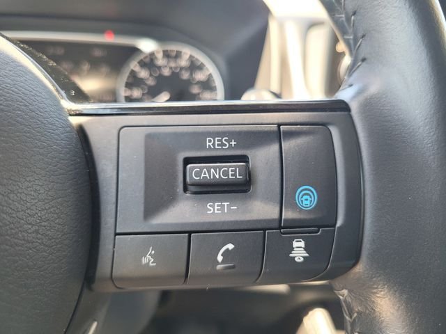 Used 2023 Gray Nissan SL image 27