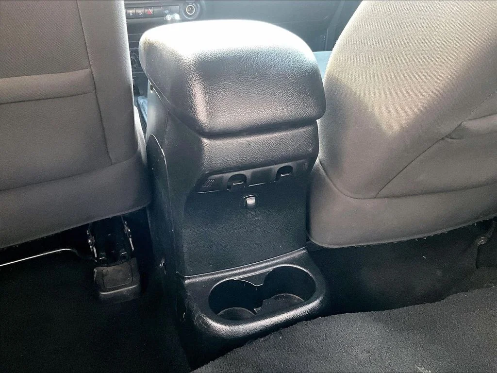 Used 2017 Black Jeep Sahara image 34