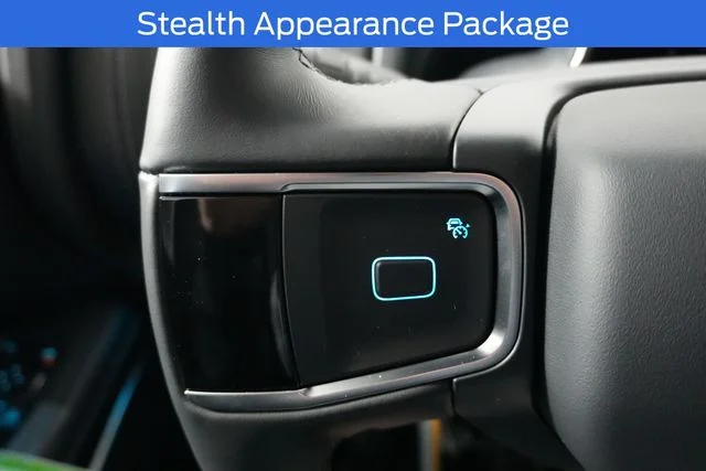 New 2026 Oxford White Ford Platinum® image 10
