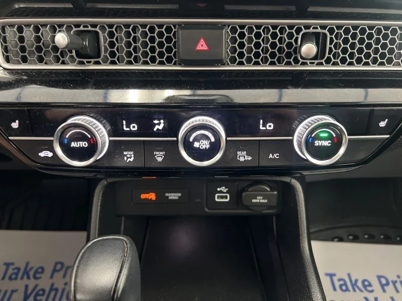 Used 2024  Honda EX-L image 30