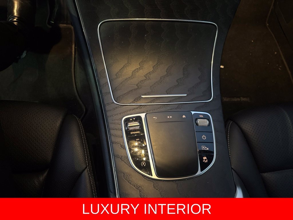 Used 2022 Black Mercedes-Benz GLC 300 image 13
