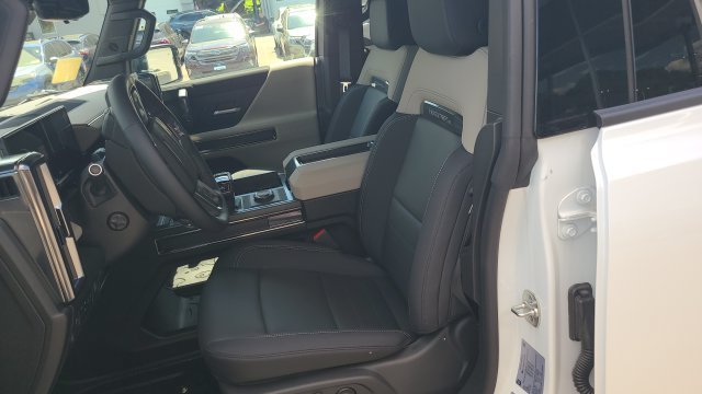 2026 GMC HUMMER EV 2X - Photo 13