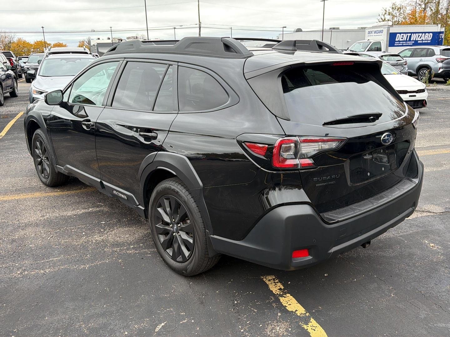 Used 2025 Crystal Black Silica Subaru Onyx Edition image 10
