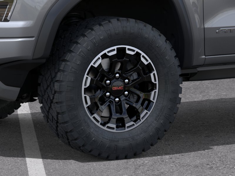 2026 GMC Canyon AT4 - Photo 9