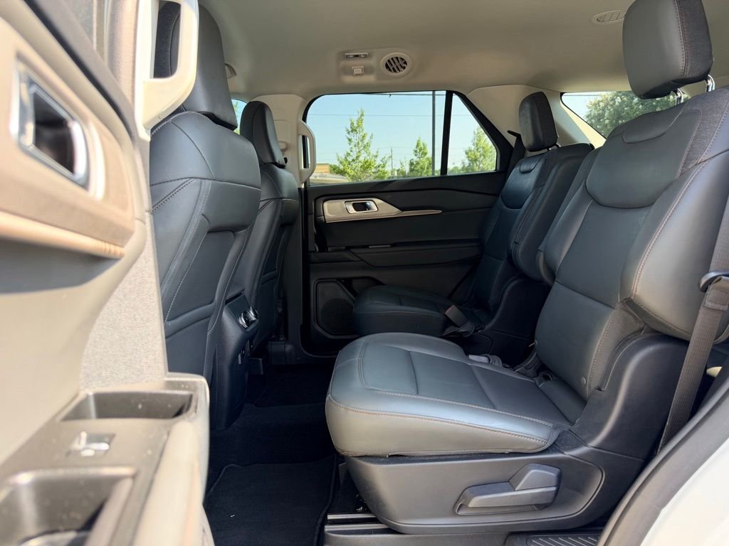 Used 2025 White Ford Active image 16