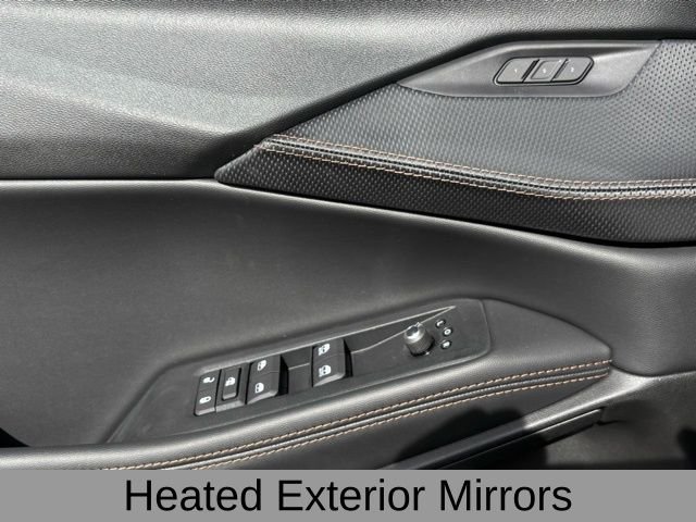 New 2026 Diamond Black Crystal Pearl-Coat Exterior Paint Jeep Overland image 16