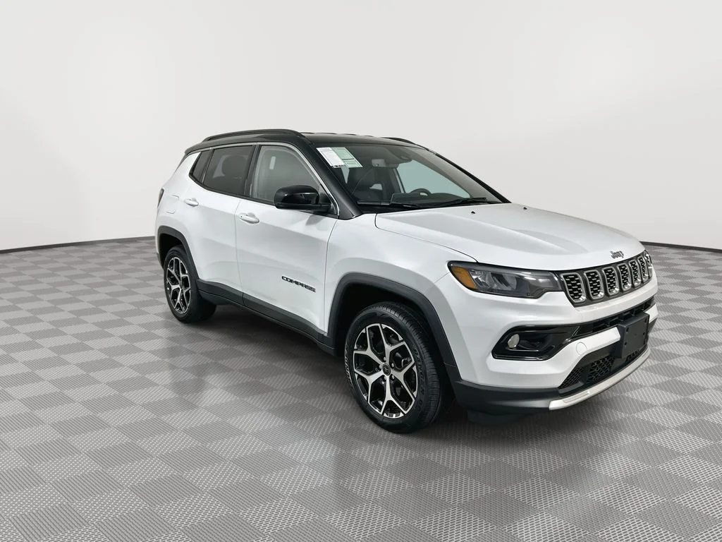 Used 2025 Jeep Compass Limited with VIN 3C4NJDCN5ST511632 for sale in Greenacres, FL