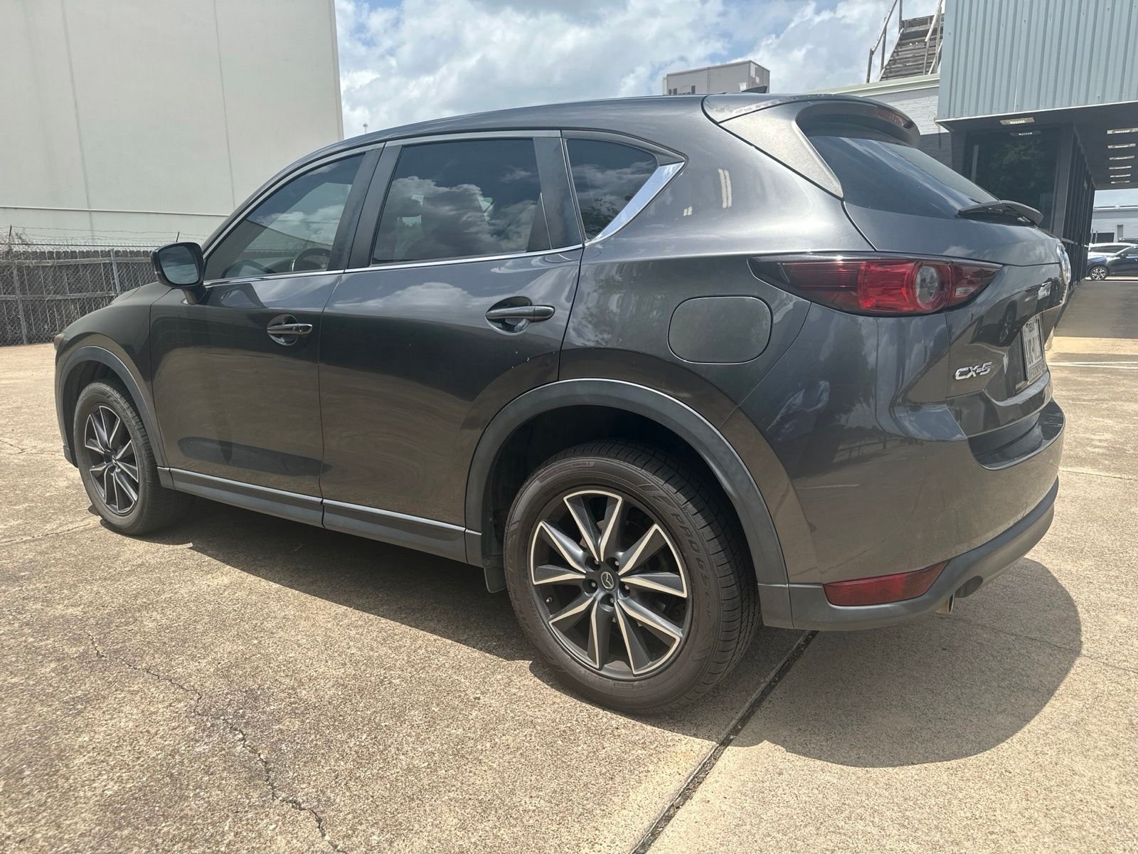 Used 2018 Machine Gray Metallic Mazda Touring image 4