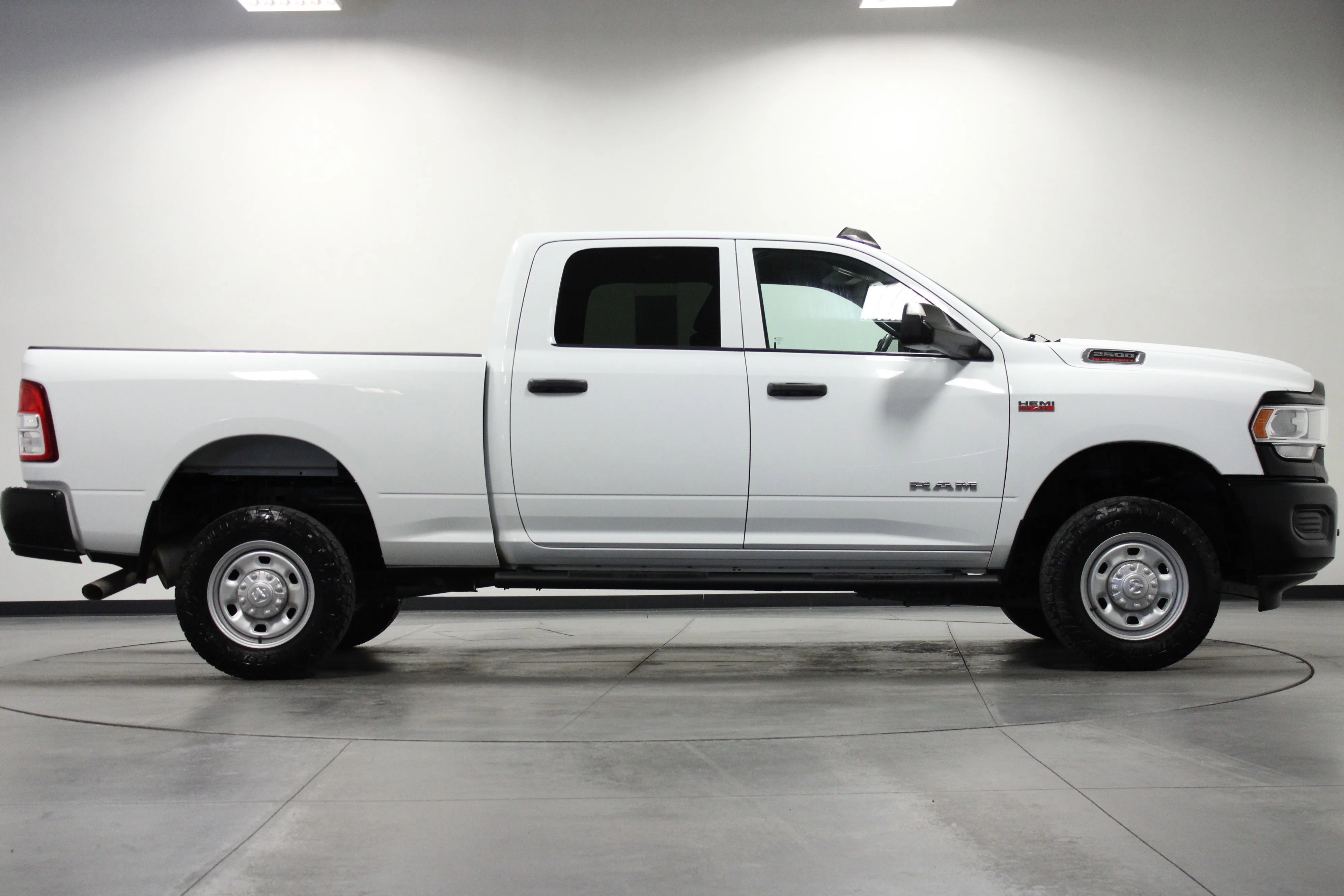 Used 2022 Bright White Clearcoat Ram Tradesman image 3
