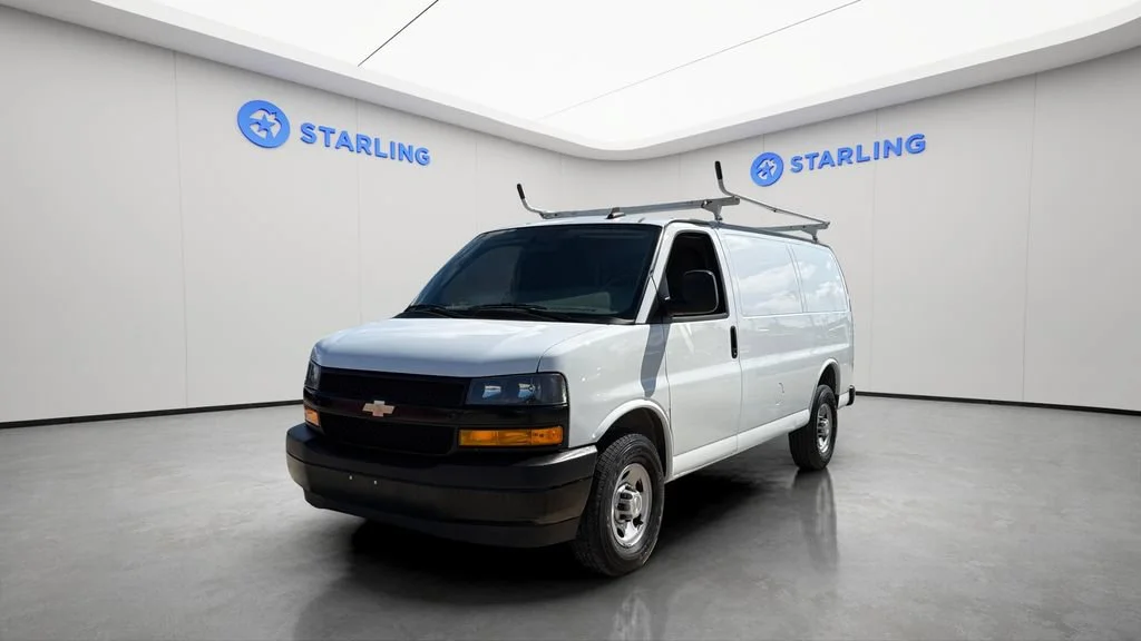 Used 2023 SUMMIT WHITE Chevrolet RWD 2500 Regular Wheelbase WT image 16