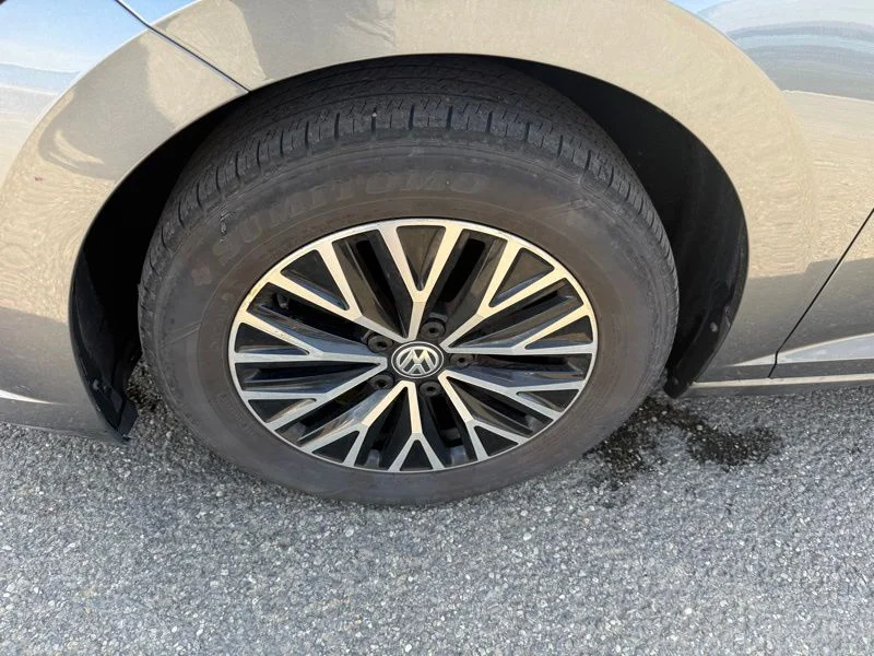 Used 2019  Volkswagen 1.4T SE image 15