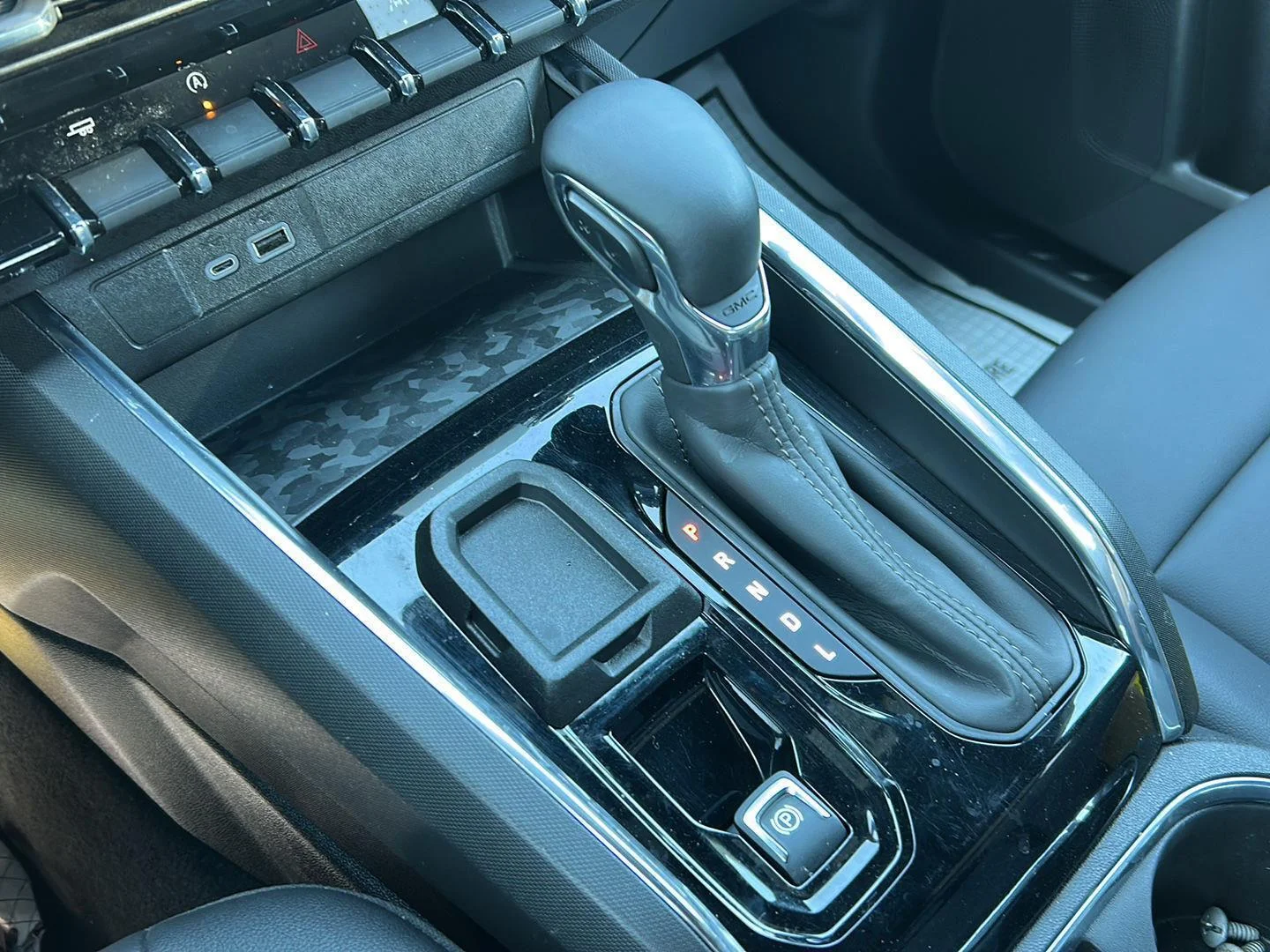 2024 GMC Canyon Elevation - Photo 8