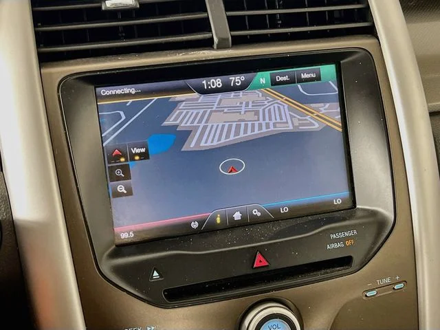 Used 2014 White Ford SEL image 17