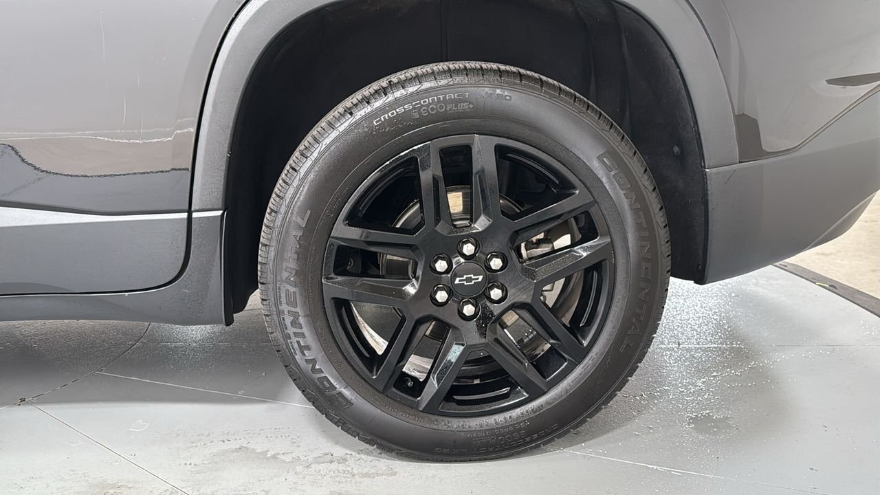 Used 2020 Black Chevrolet LT image 24