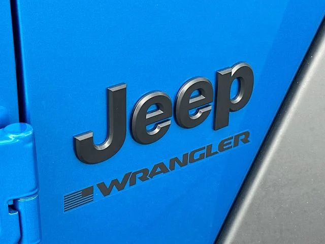 New 2026 Hydro Blue Pearl-Coat Exterior Paint Jeep Sport image 19