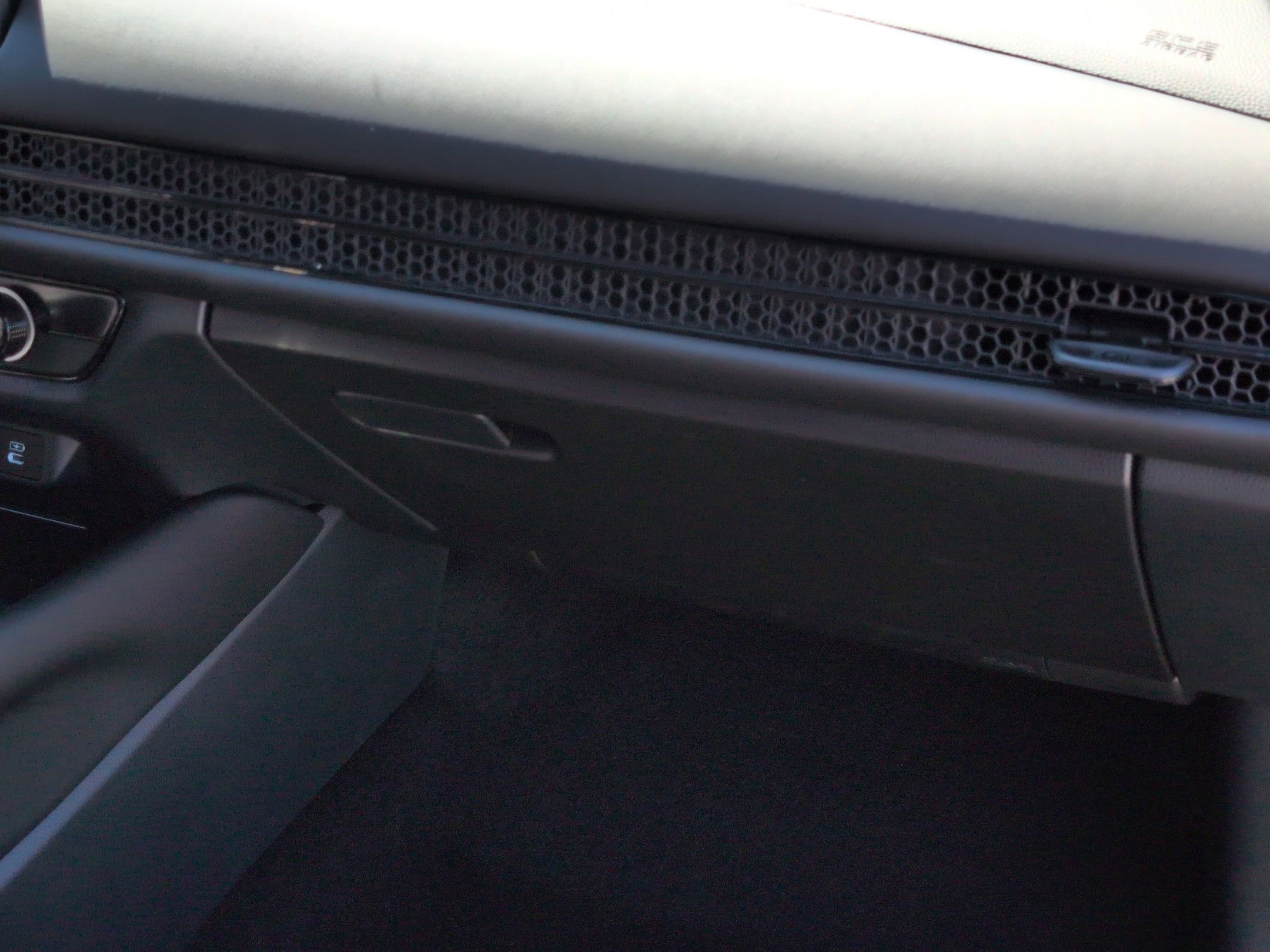 2026 Honda HR-V LX - Photo 31