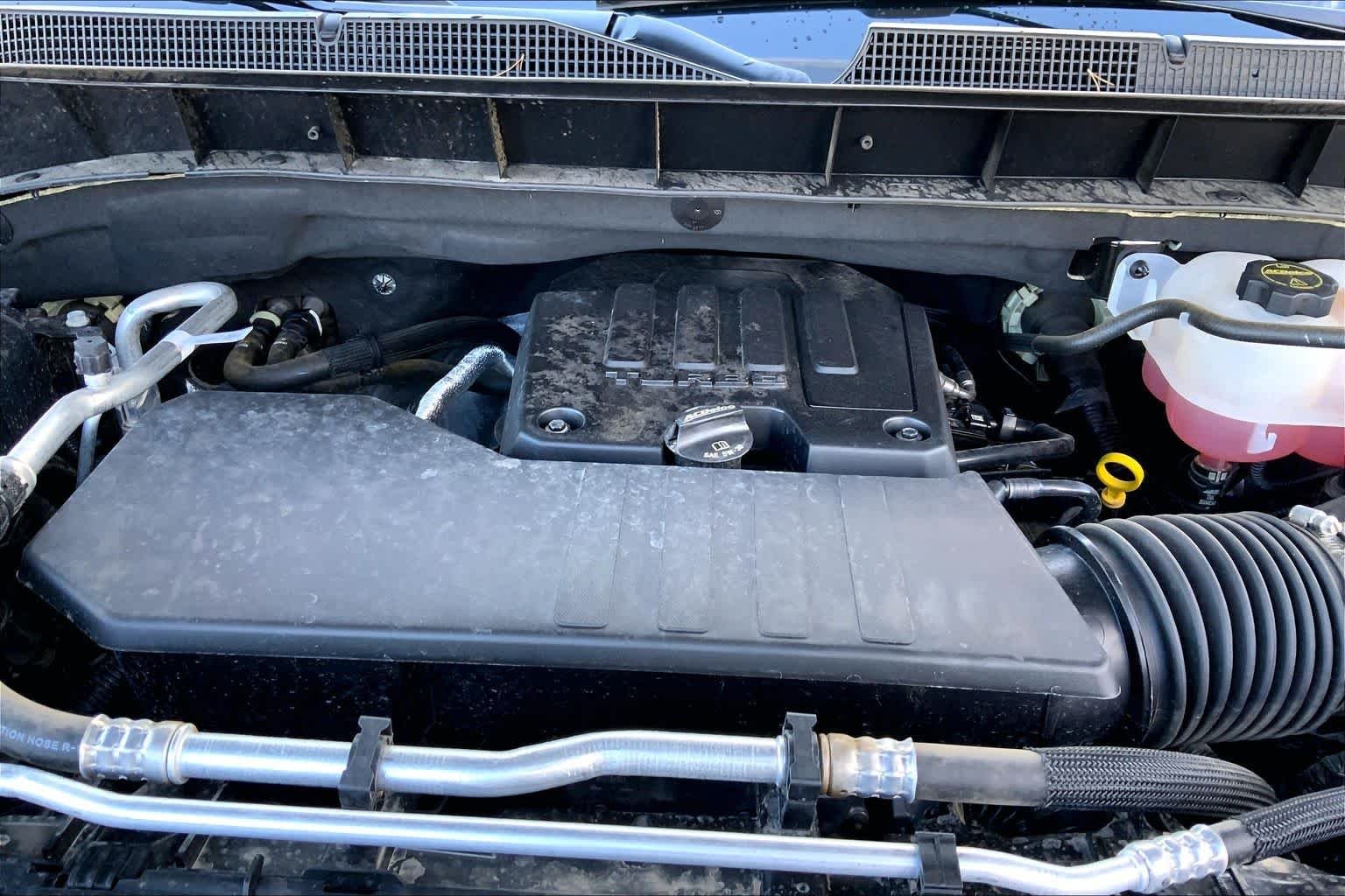 Used 2026 Black Chevrolet Custom image 32