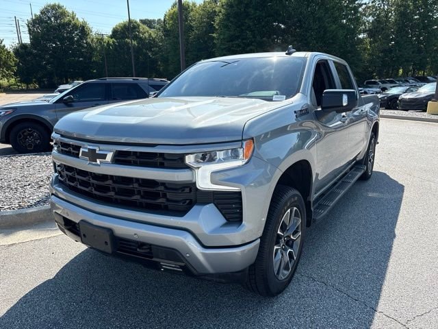 Used 2024 Gray Chevrolet RST image 4
