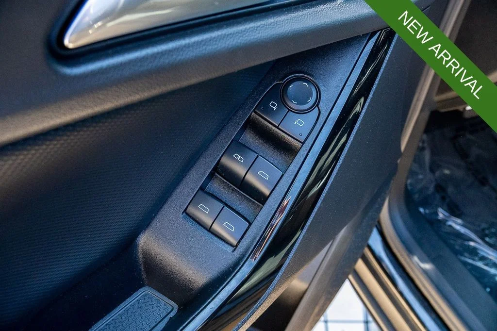 Used 2025 Black Chevrolet LT image 18