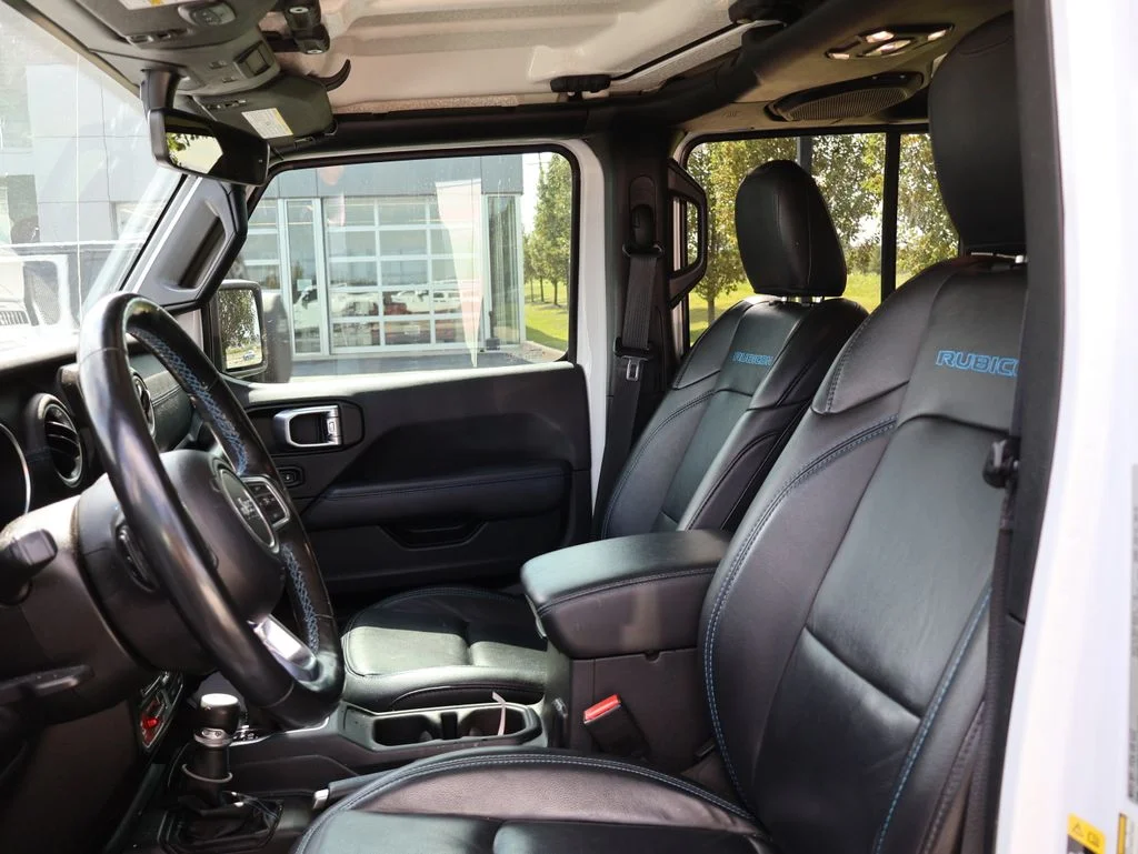 Used 2022 White Jeep Unlimited Rubicon 4xe image 21
