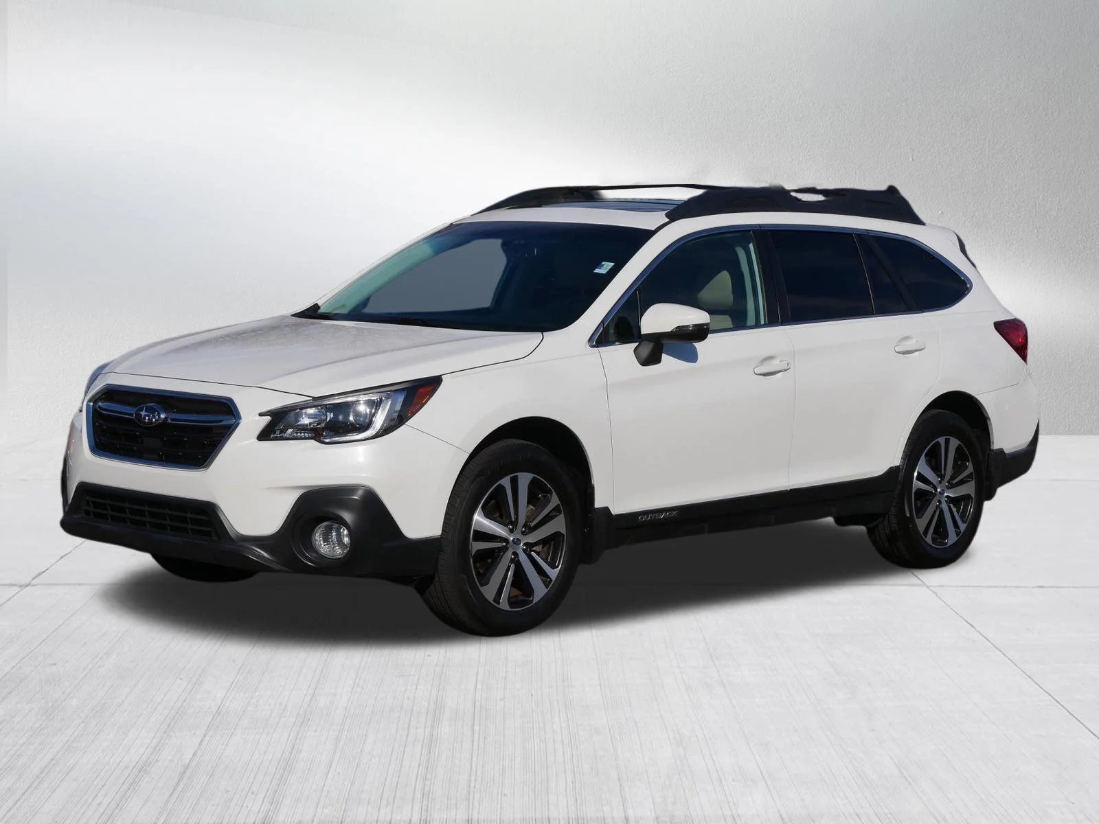 2018 Subaru Outback 2.5i Limited's photo