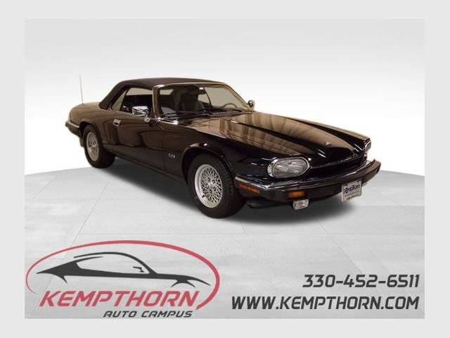 Used 1993  Jaguar Base image 1