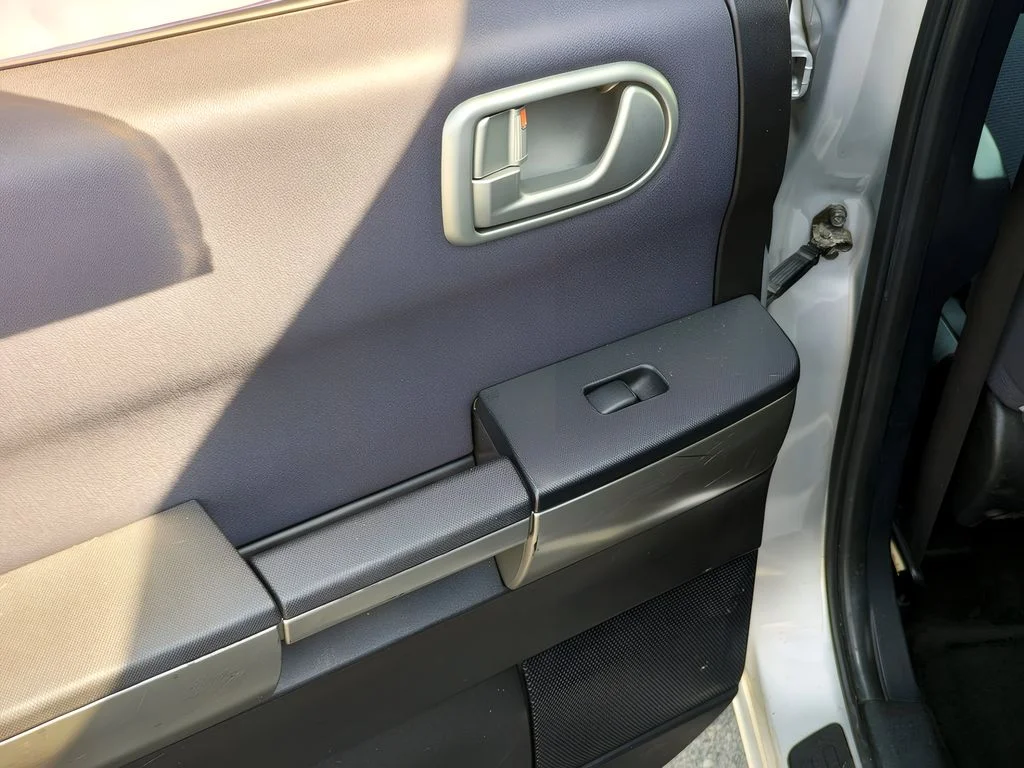 2005 Mitsubishi Endeavor LS - Photo 22