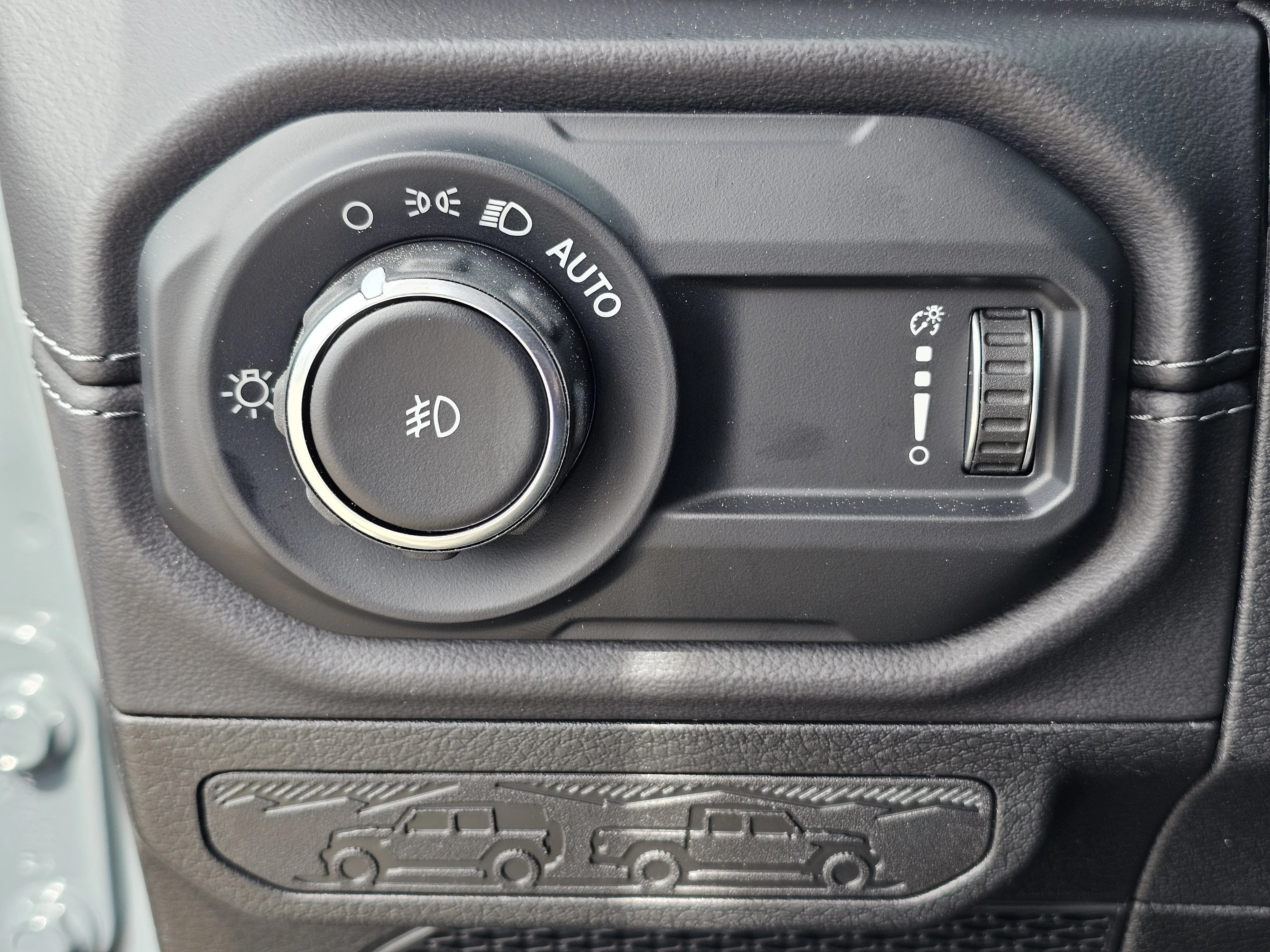 2025 Jeep Wrangler 4-Door Rubicon - Photo 19