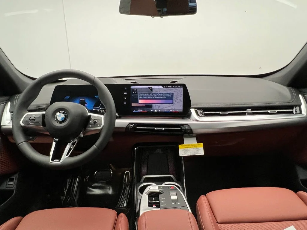 Used 2026 Black Sapphire Metallic BMW xDrive28i image 10