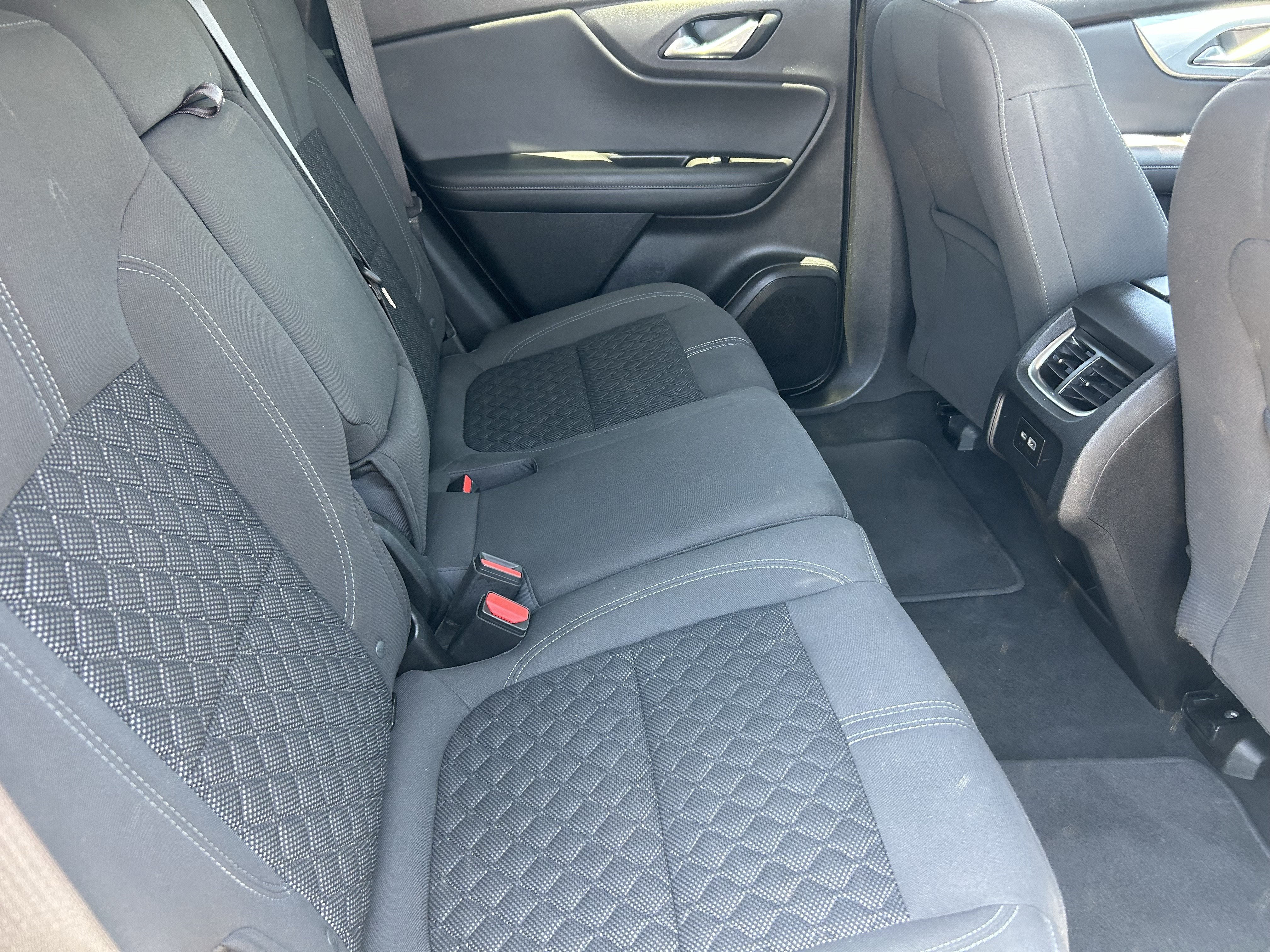 2020 Chevrolet Blazer 2LT - Photo 14