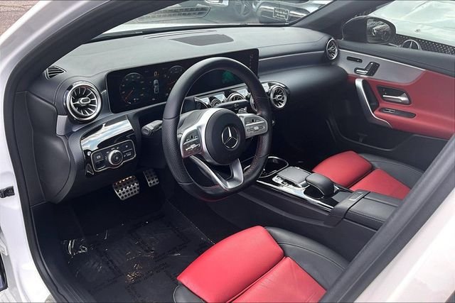 Used 2019 White Mercedes-Benz A 220 image 14