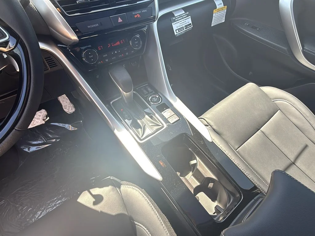 New 2026 White Diamond Mitsubishi SEL AWD image 20