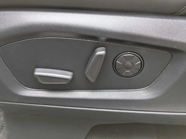 New 2026 Carbonized Gray Metallic Ford Tremor® image 43