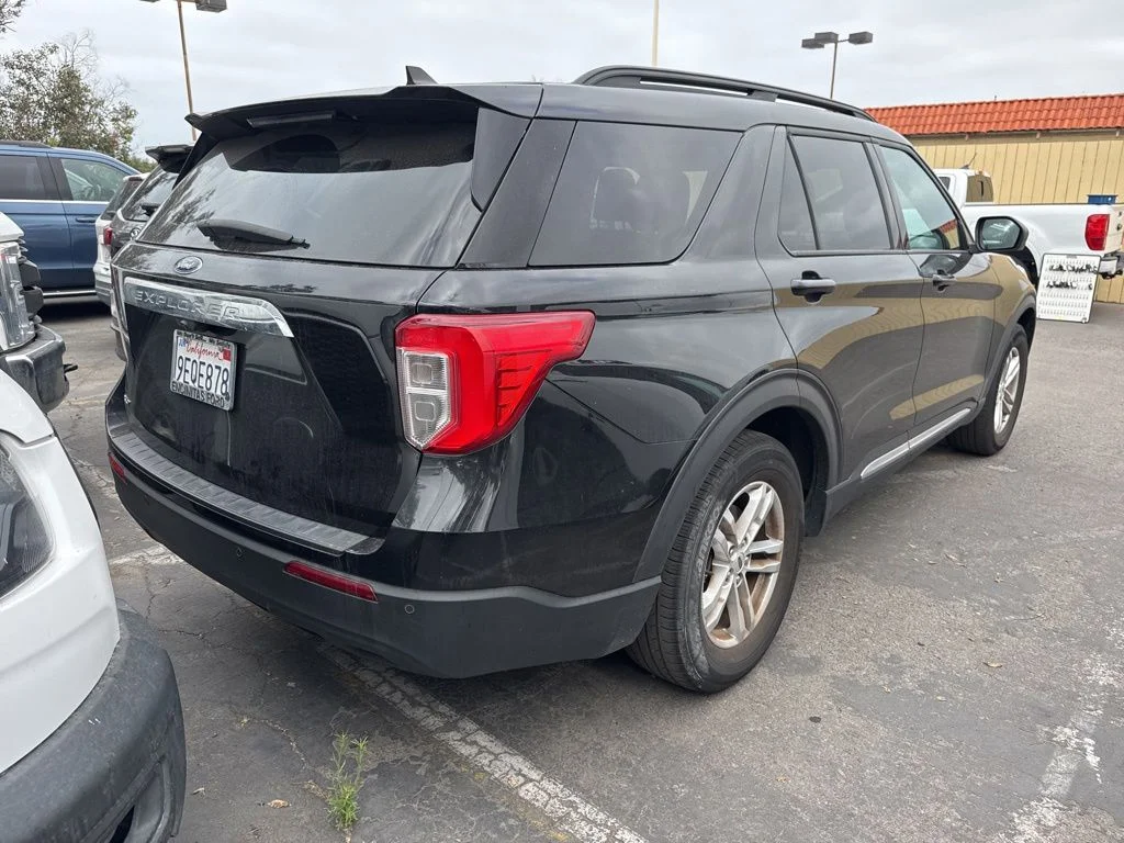 Certified Used 2023 Black Ford XLT image 3