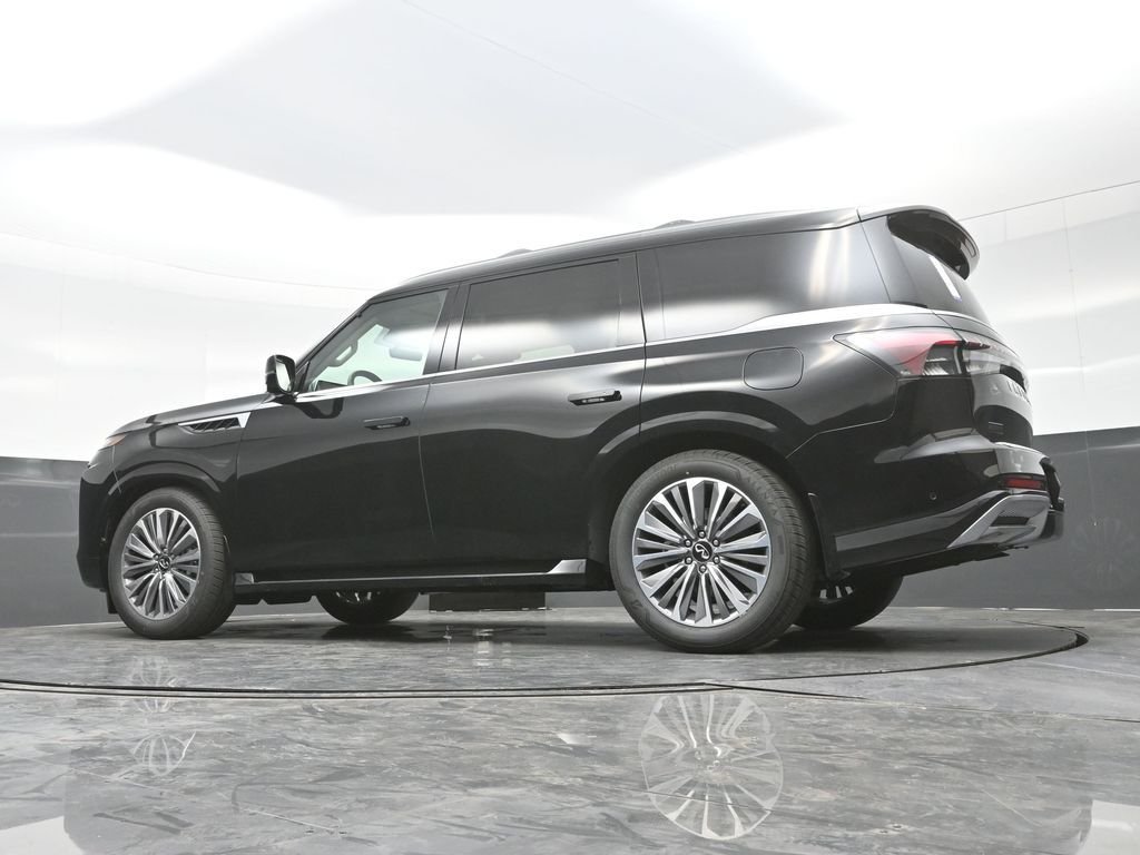 New 2026 Black INFINITI LUXE image 41